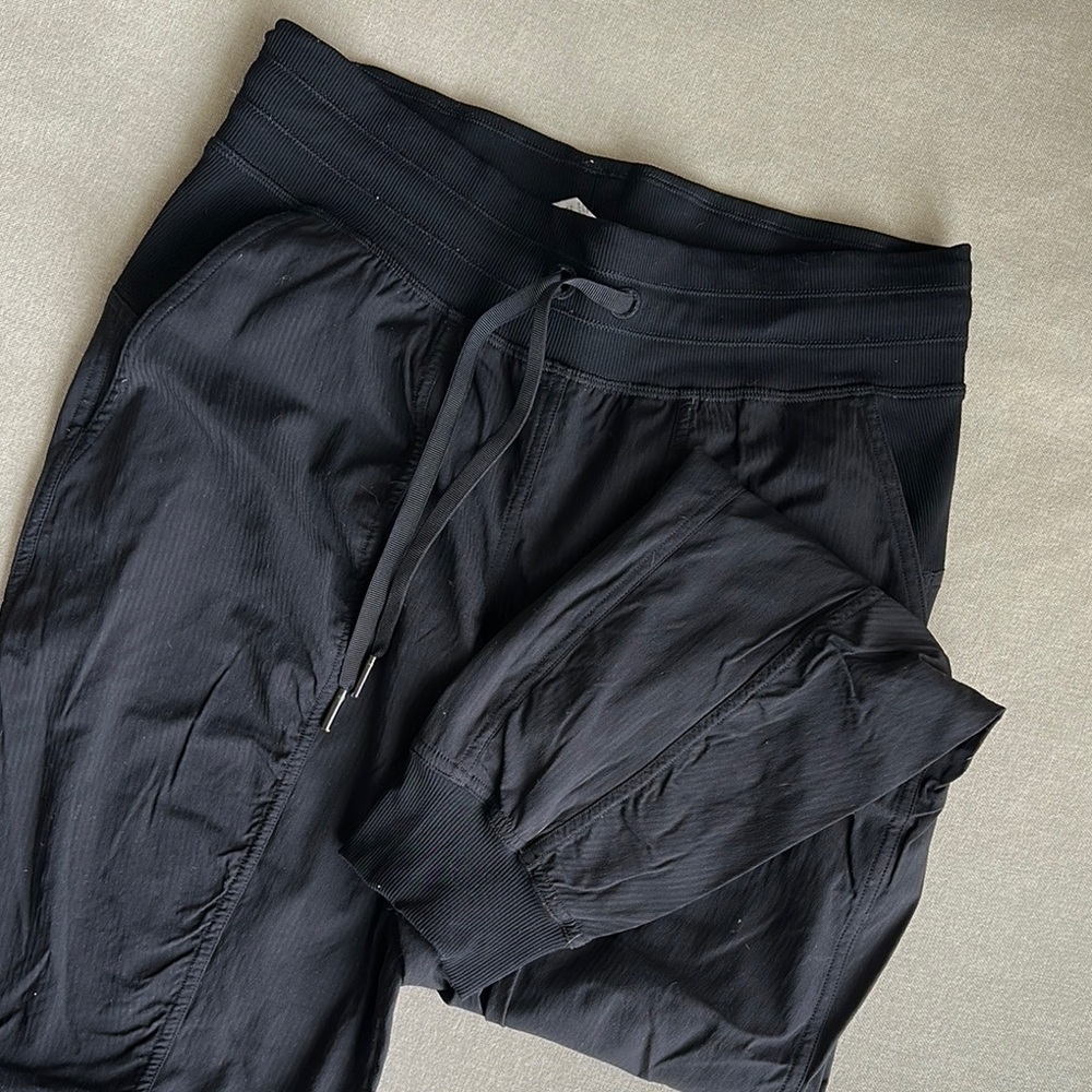 Lululemon dance joggers